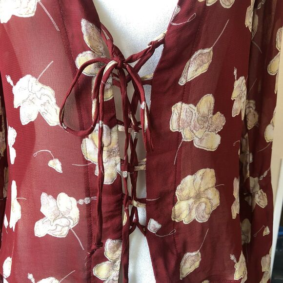 Flynn Skye Boston Lace up Floral Top size Medium - Picture 4 of 5